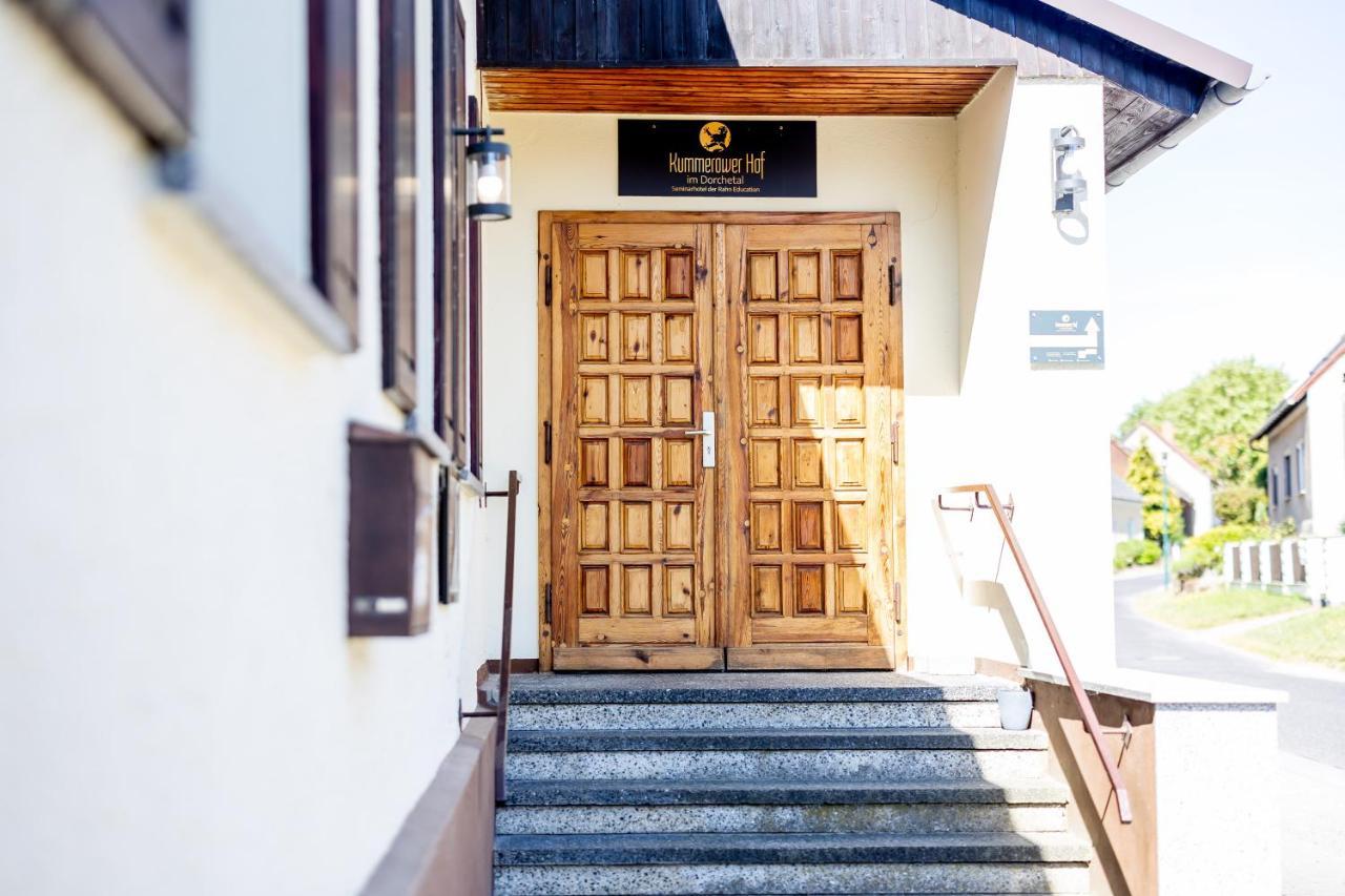 Kummerower Hof Нойцеле Екстериор снимка
